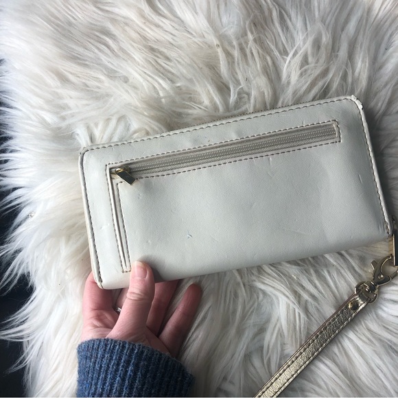 Fossil space ship rocket ship white zip around wallet - Picture 4 of 6